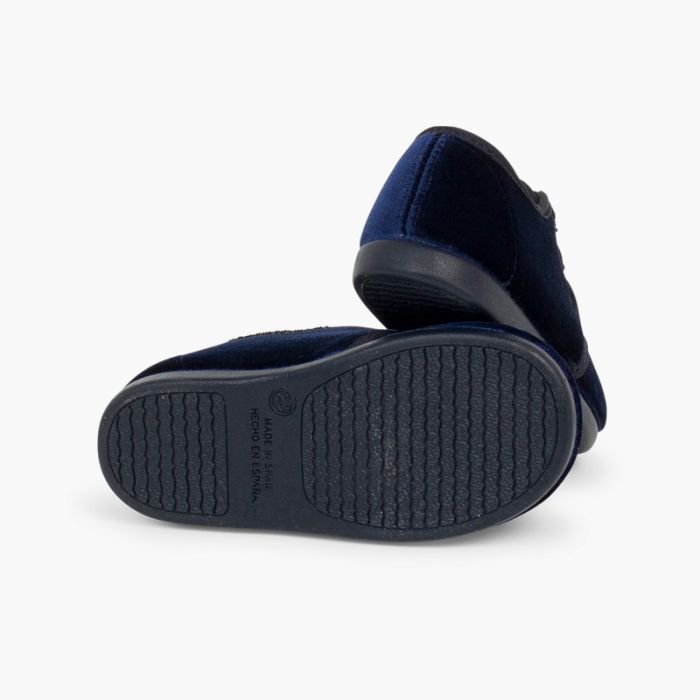 Scarpe di velluto con lacci Calzature fabbricate in Spagna